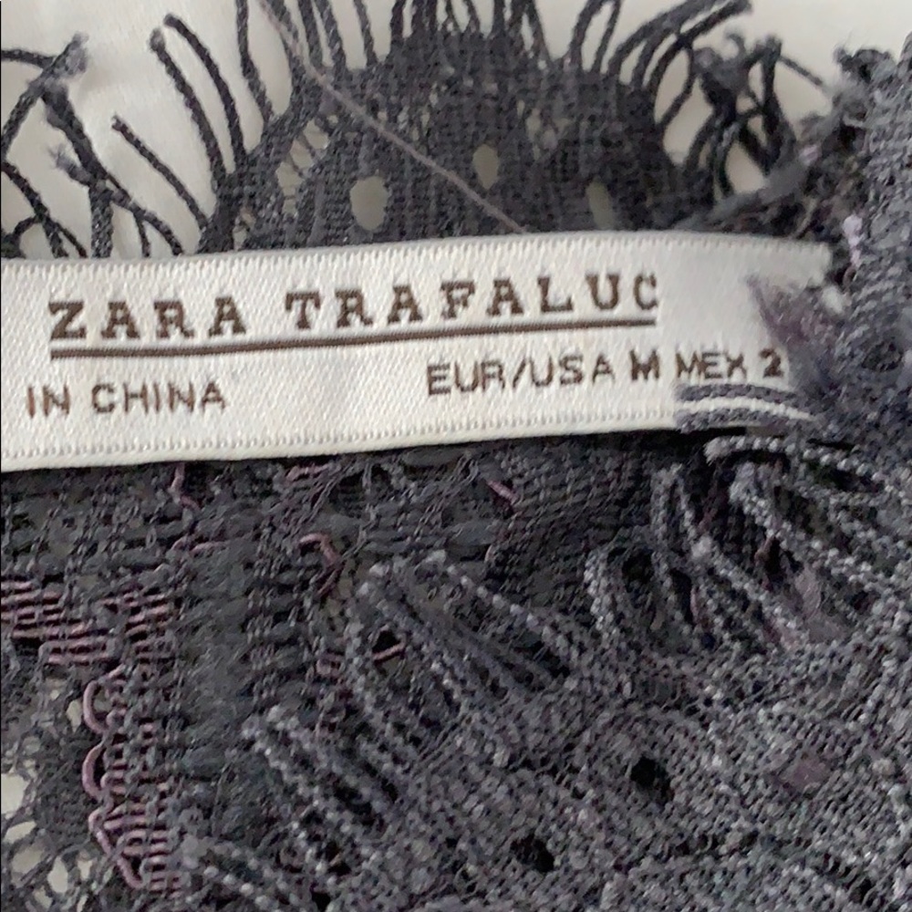 Lace top - Picture 3 of 3